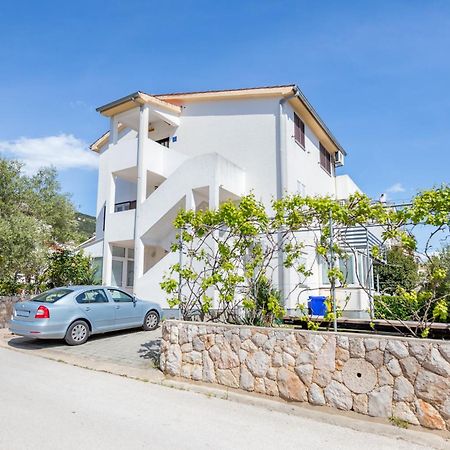Apartments Mikulina Baška Eksteriør billede
