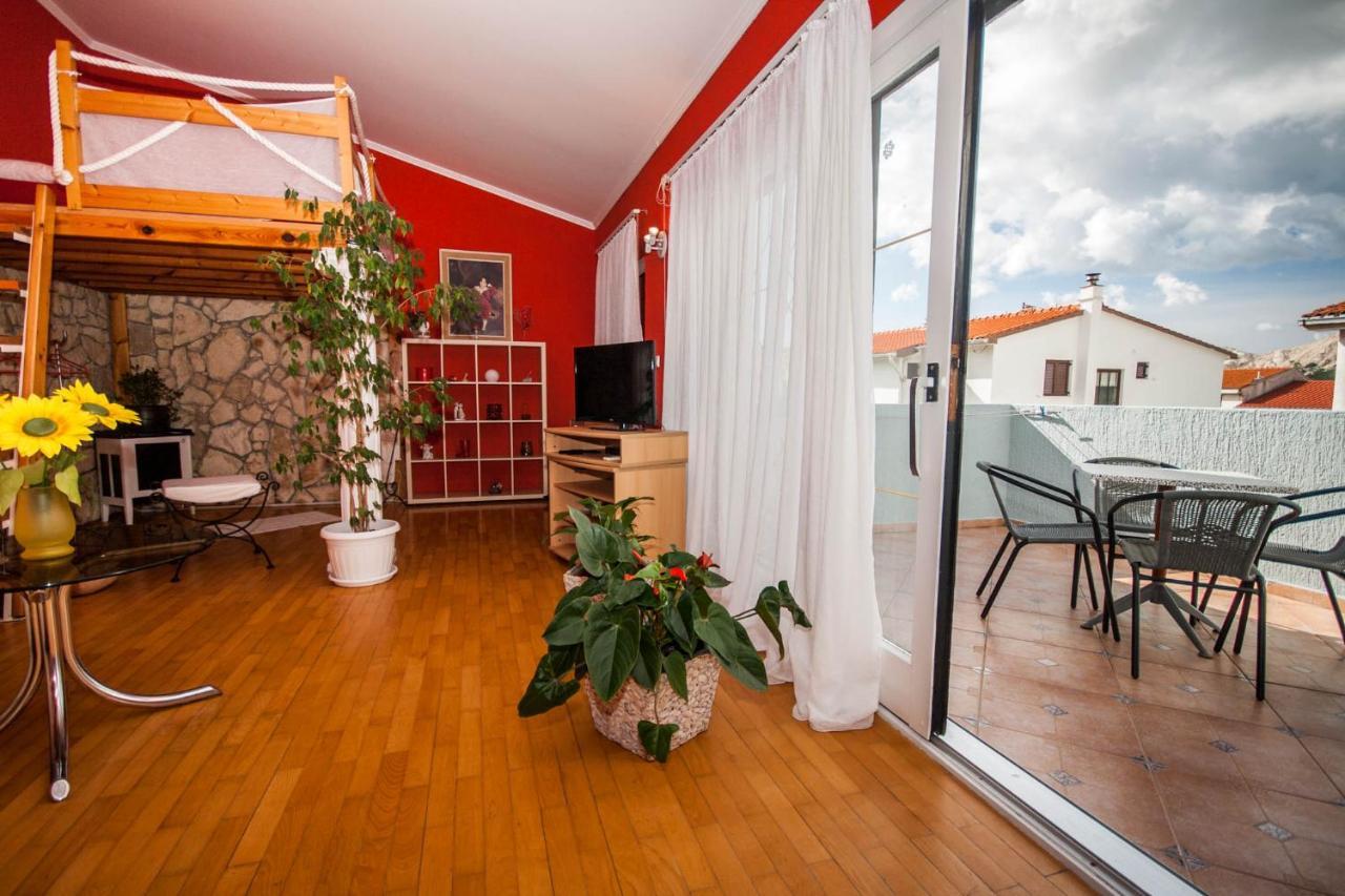 Apartments Mikulina Baška Eksteriør billede