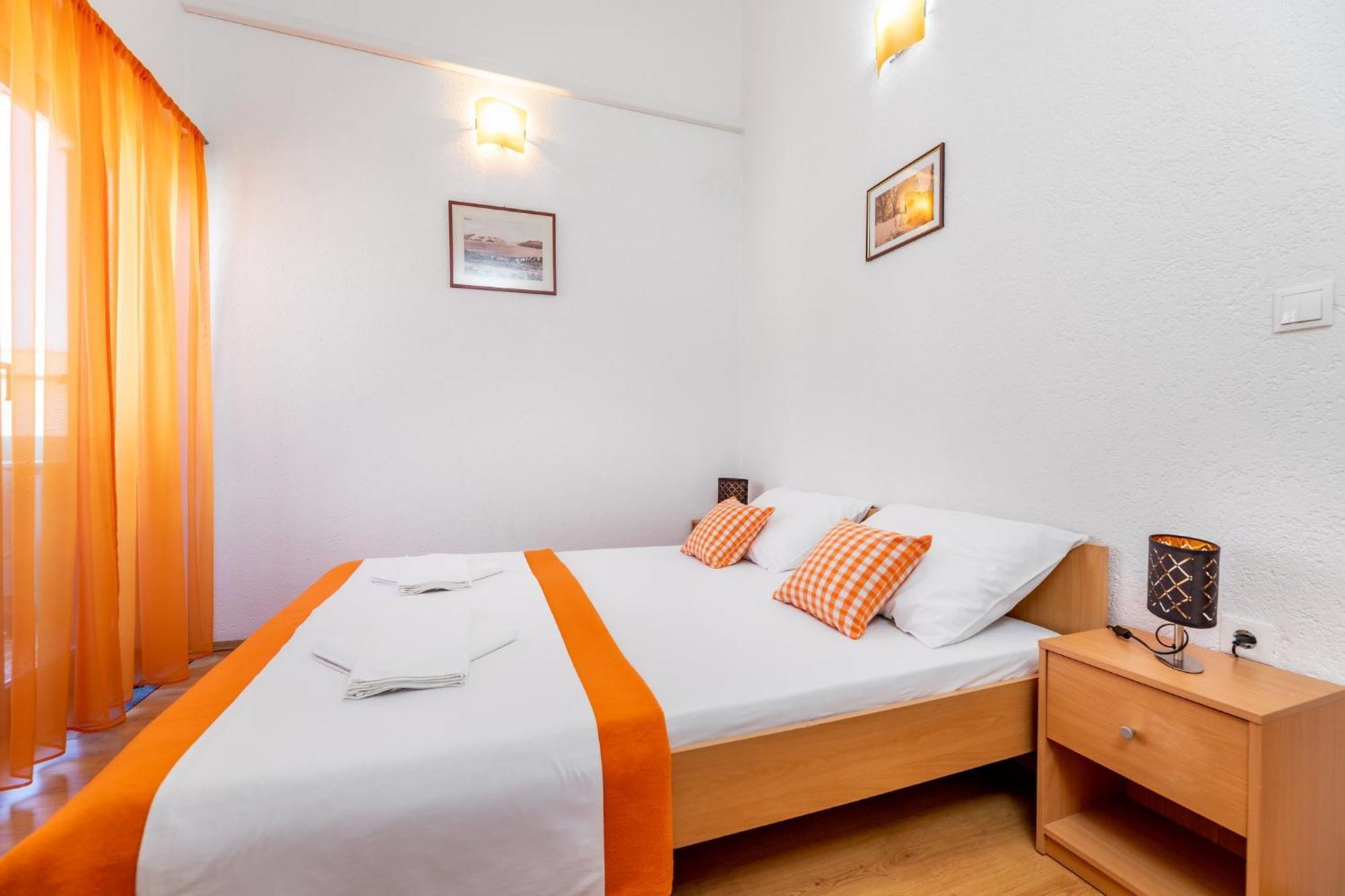 Apartments Mikulina Baška Eksteriør billede