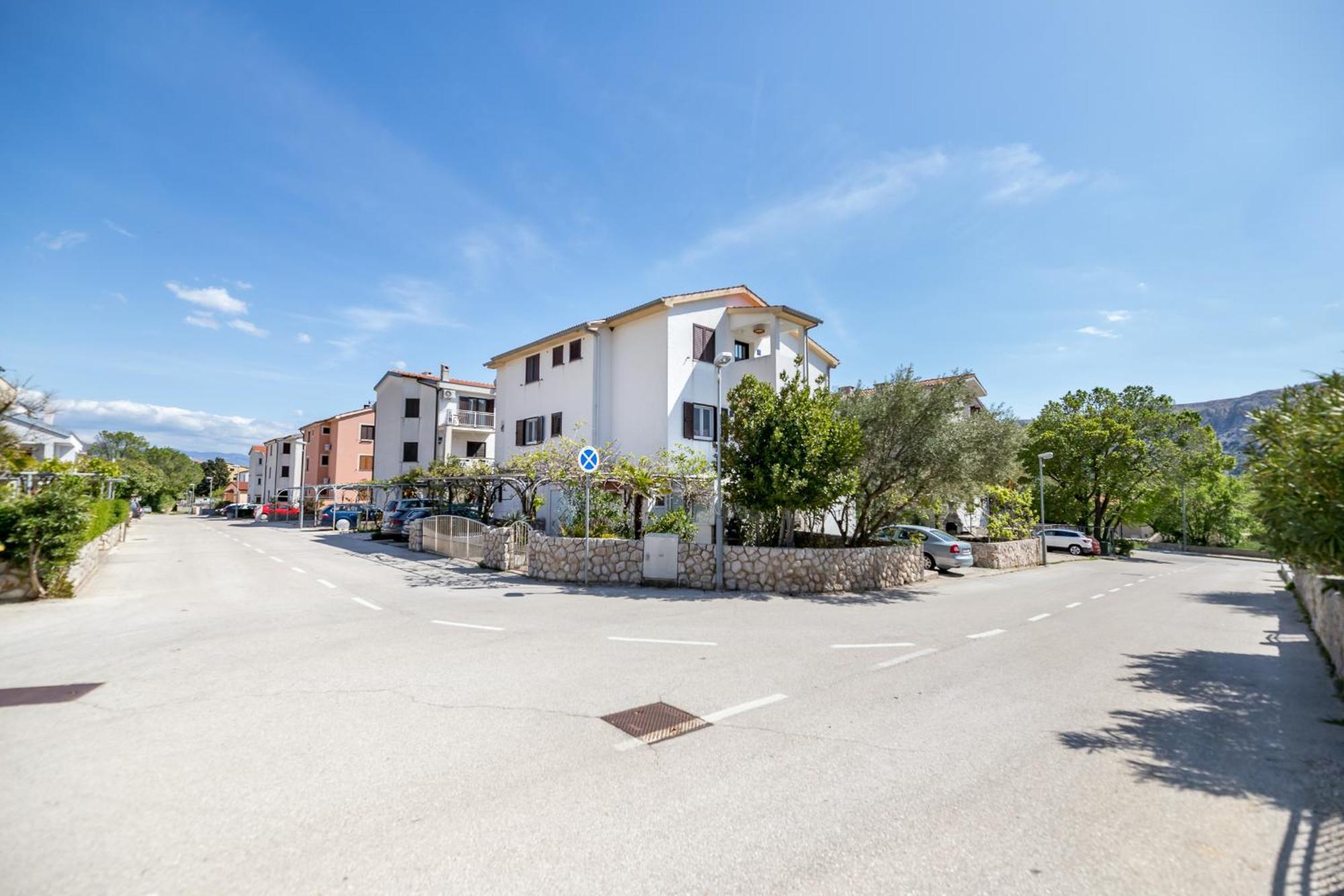 Apartments Mikulina Baška Eksteriør billede